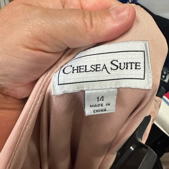 Elegant Pink Chiffon Overlay Dress - Picture 2 of 3